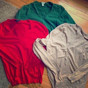 🌸 Last chance 🌸 Bundle of 3 sweaters